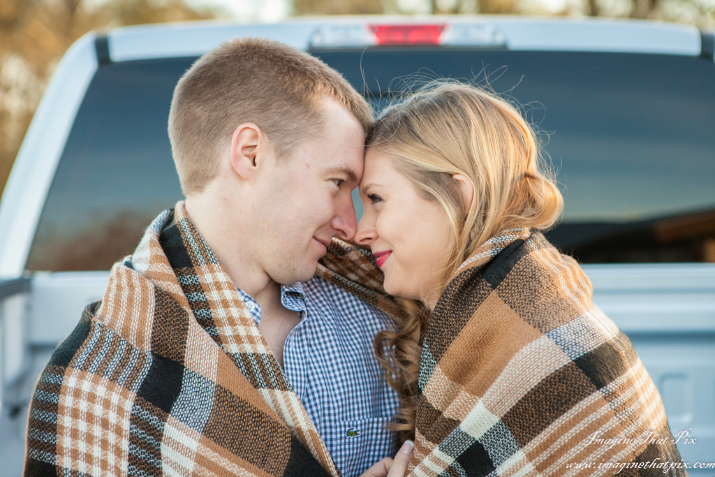 Pecan Springs Engagement Shoot - sunset (28)