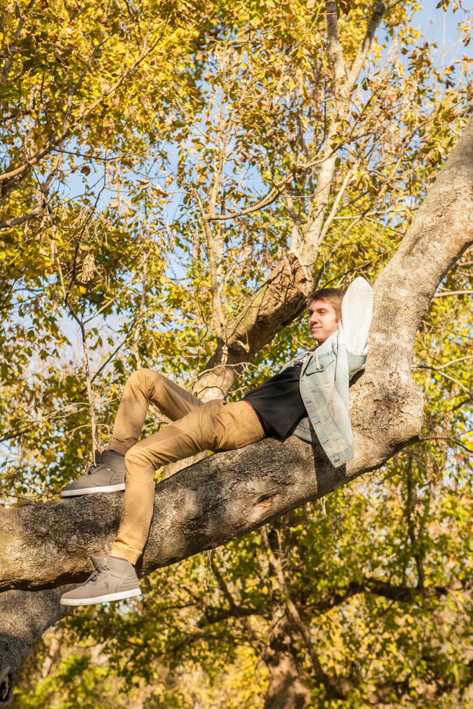 Sugar Land, Texas Senior Portraits when two siblings graduate together (6)