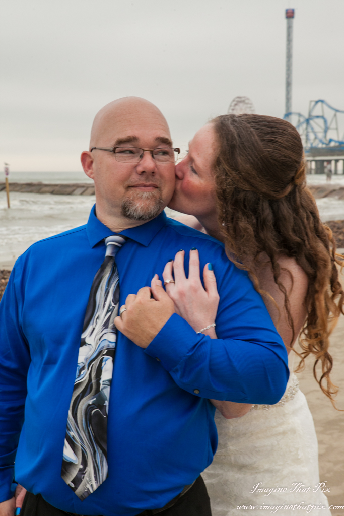 Galveston, Texas sunny beach wedding (103)
