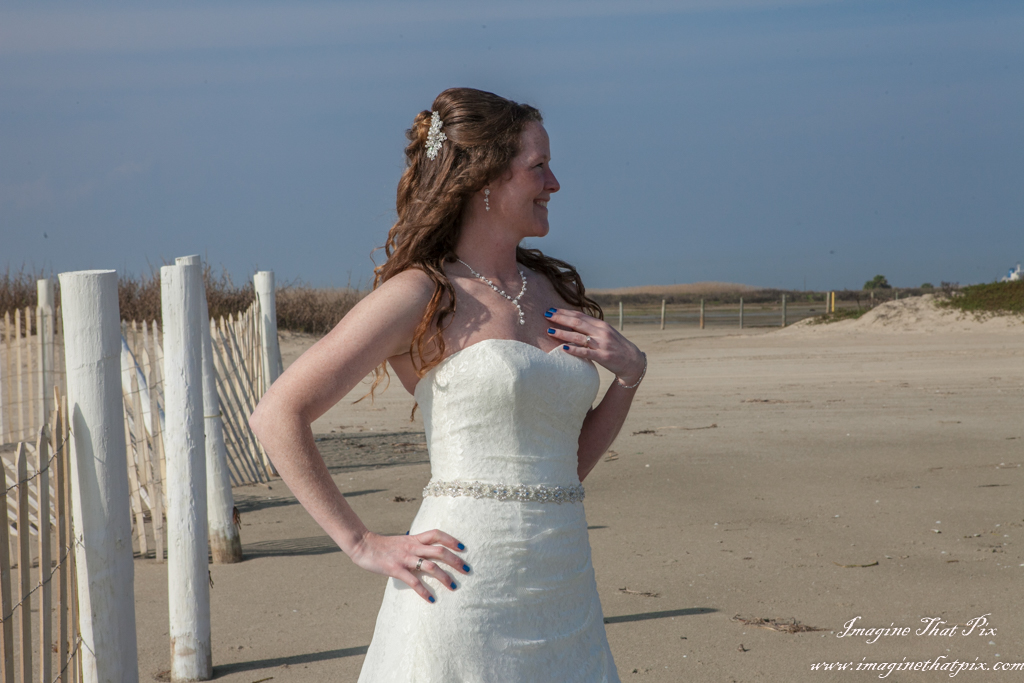 Galveston, Texas sunny beach wedding (26)