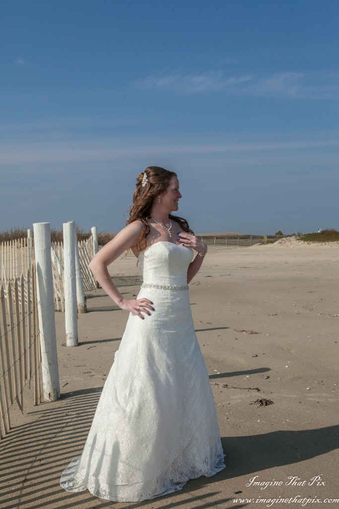 Galveston, Texas sunny beach wedding (27)