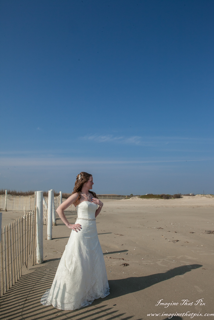 Galveston, Texas sunny beach wedding (28)