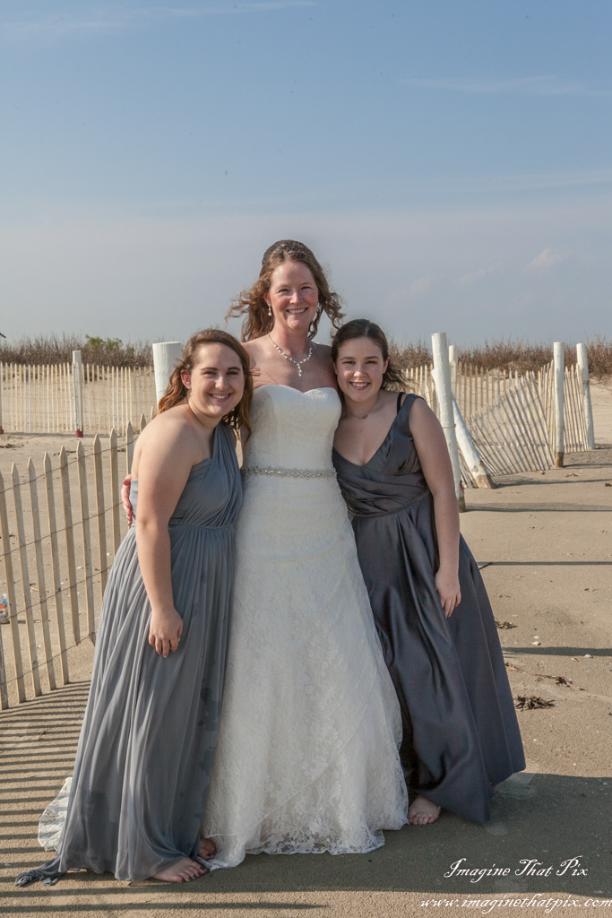 Galveston, Texas sunny beach wedding (39)