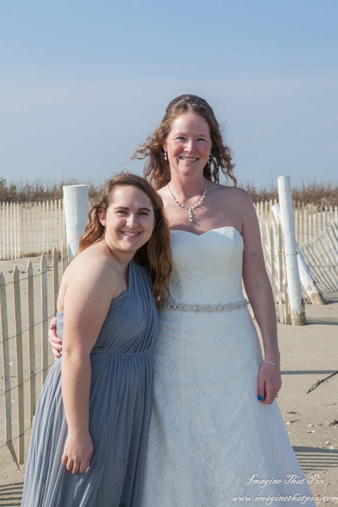 Galveston, Texas sunny beach wedding (43)