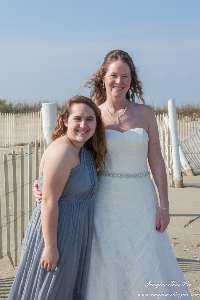 Galveston, Texas sunny beach wedding (44)