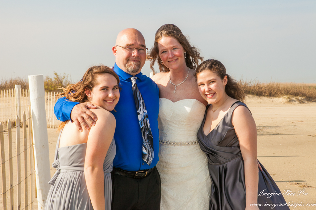 Galveston, Texas sunny beach wedding (54)