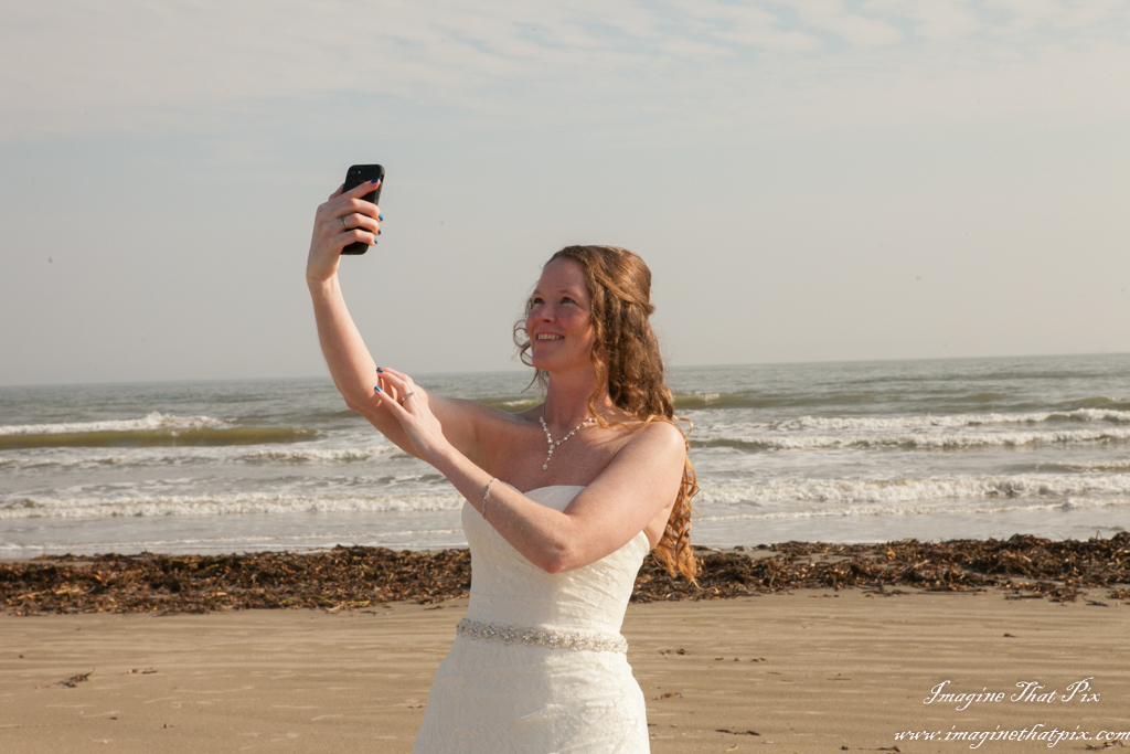 Galveston, Texas sunny beach wedding (60)