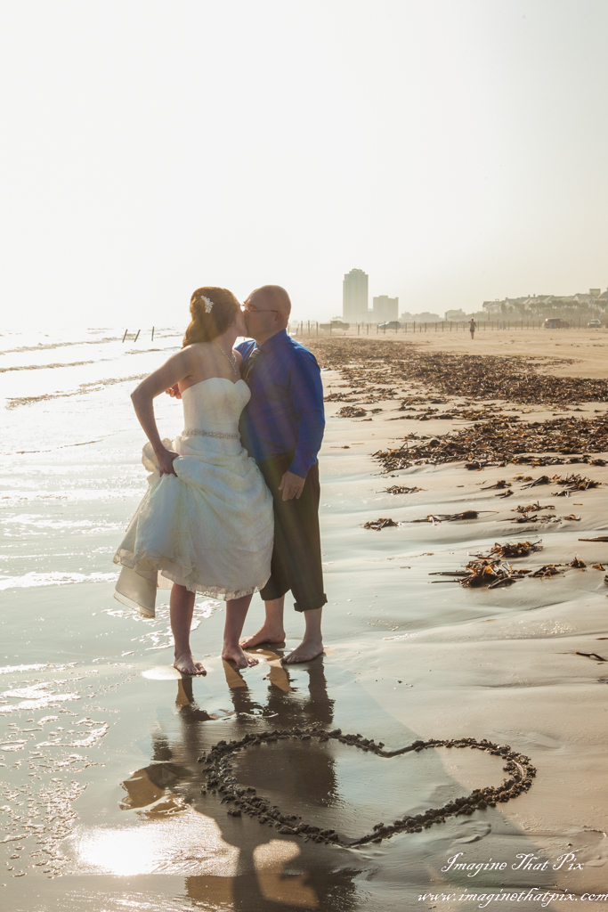 Galveston, Texas sunny beach wedding (81)