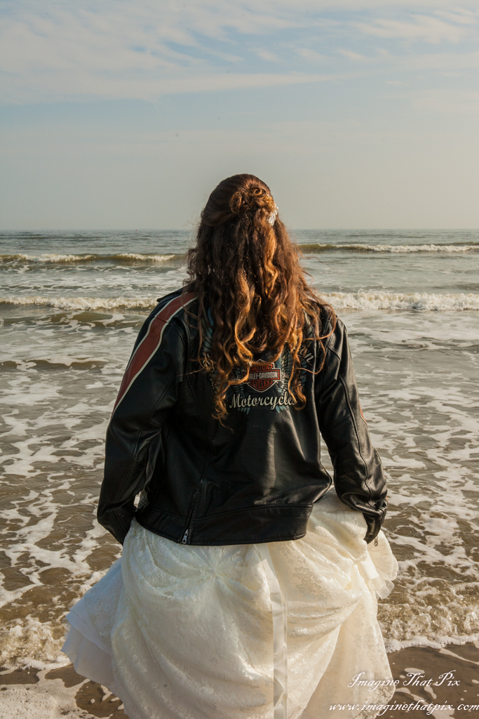 Galveston, Texas sunny beach wedding (89)