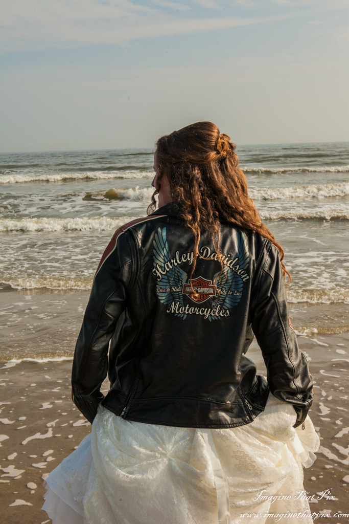 Galveston, Texas sunny beach wedding (91)