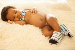 newborn boy in home session