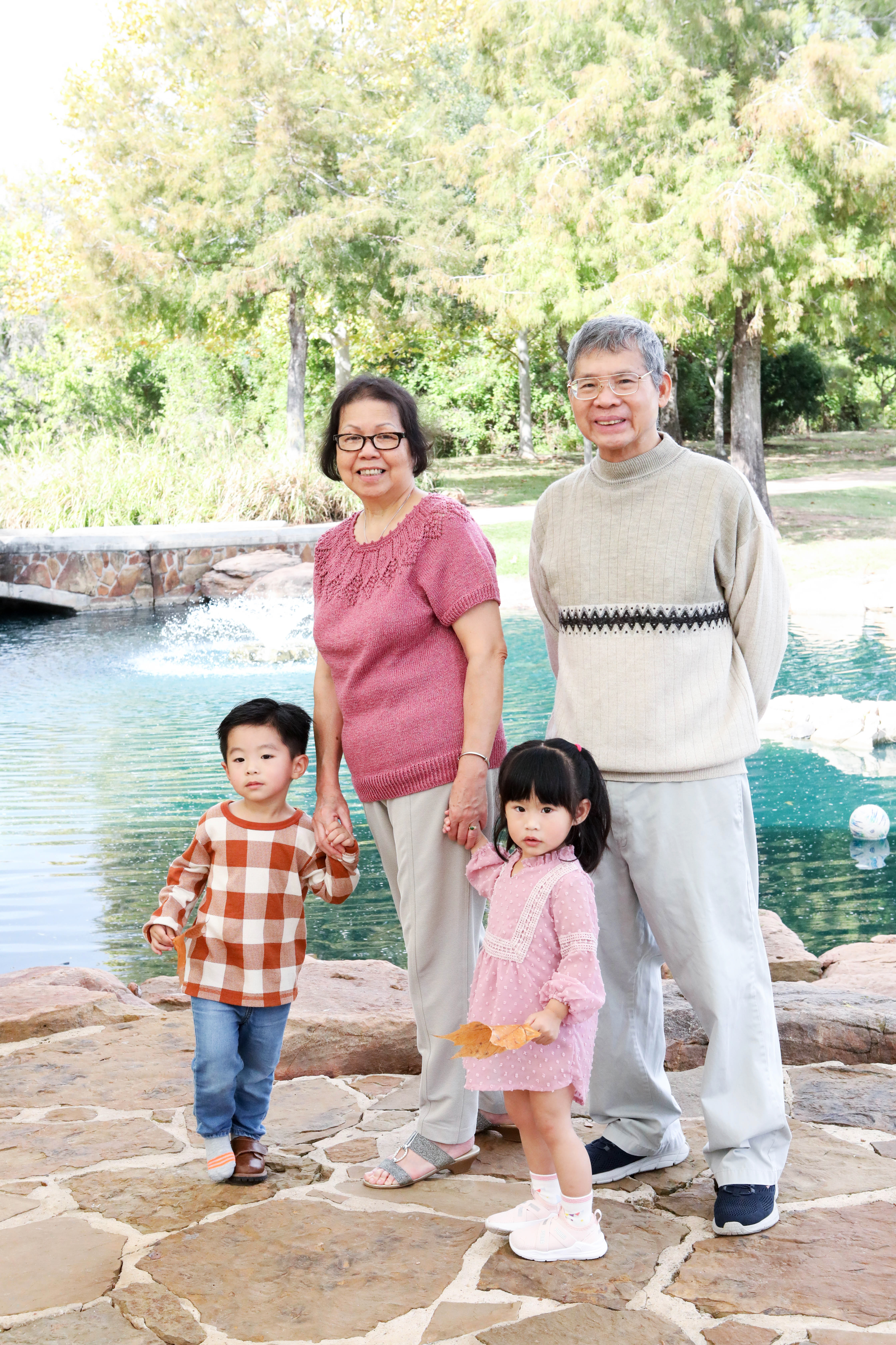 Oyster-Creek-Park-Family4